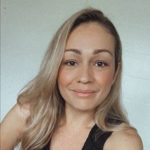 Meet your Posher, Talia